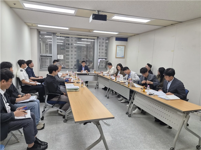 부산시와 부산경찰청, 부산교통공사, 양산시 등 관계기관이 부산지하철노조 파업에 대비한 회의를 진행하고 있다. 부산시 제공