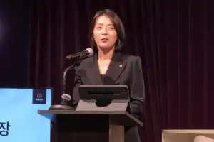 한화손보 첫 여성 웰니스 보고서… 가장 중시한 건 ‘돈’, 만족도는 최하위