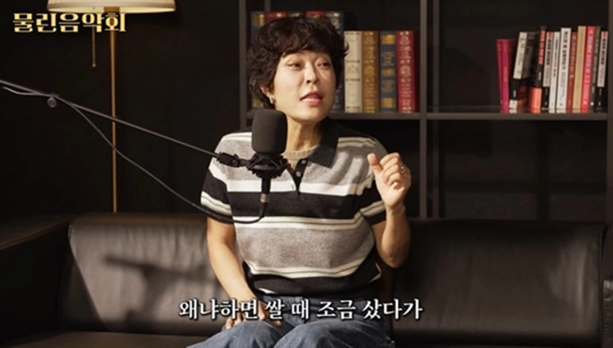 방송인 조혜련이 SK하이닉스가 87만원일 때 투자를 시작했지만 이후 급등할 때 추가 매수한 탓에 높은 수익률을 달성하지 못했다고 밝혔다. 자료 : 유튜브 ‘머니인더트랩’
