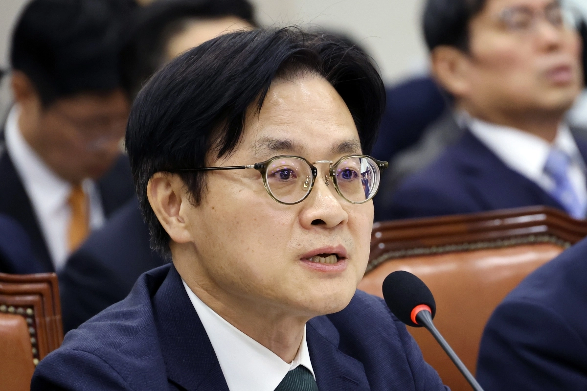 종합 국정감사에서 질의에 답하는 김정관 산업통상부 장관
