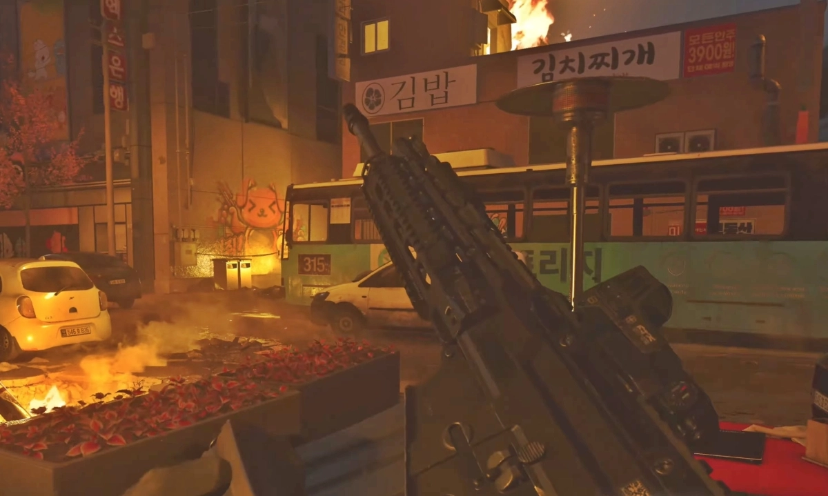 미국 게임사 액티비전에 따르면 23일 개발사 인피니티 워드가 제작을 주도한 ‘콜 오브 듀티: 모던 워페어 4’가 정식 출시된다. 게임사는 지난 16일부터 디지털판 예약 구매자에게 16개 임무로 구성된 이야기 모드를 먼저 공개했다. 2026.10.22 콜 오브 듀티: 모던 워페어 4 장면