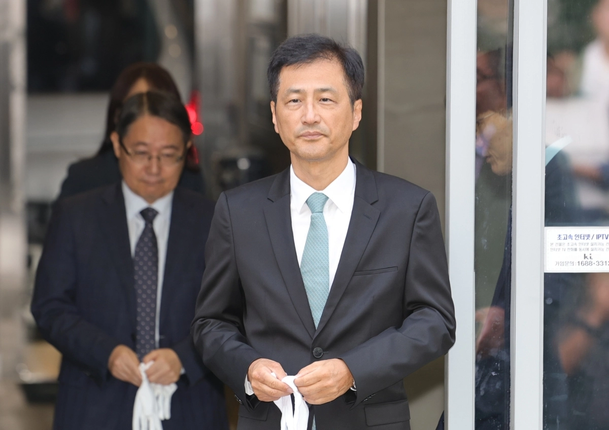 현판식 참석하는 이태한 특검