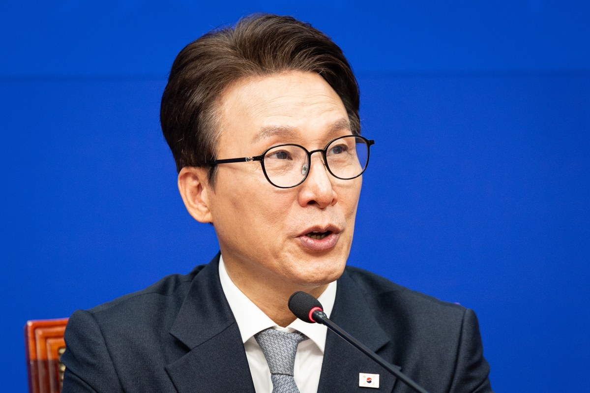 인사말 하는 김민석 민주당 대표
