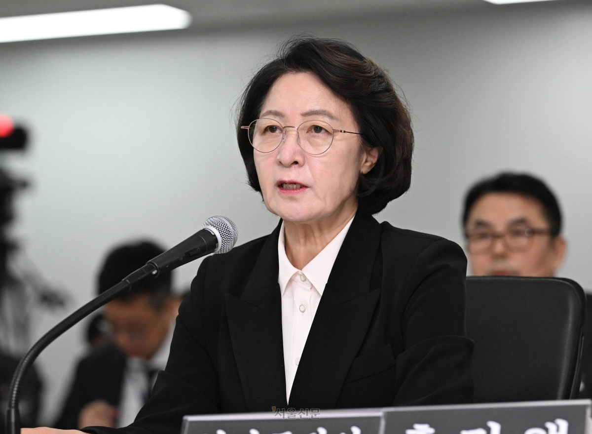 추미애 경기도지사가 19일 경기도청에서 열린 국토교통위 경기도청 국정감사에서 의원들의 질의에 답하고 있다. 2026.10.19 도준석 전문기자