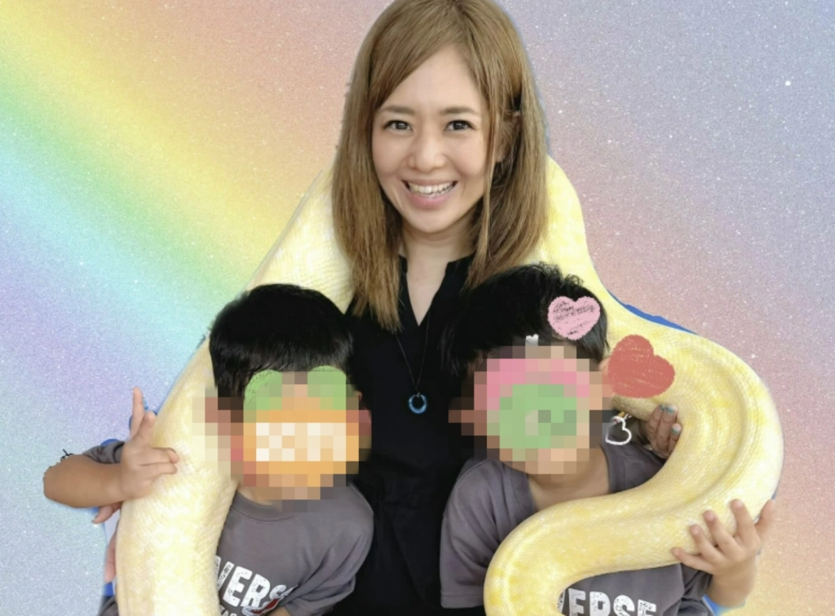 아들의 학교 폭력 피해 사실을 밝힌 일본 유명 성인영화(AV) 배우 출신 아오이 소라가 현지 네티즌들의 싸늘한 반응에 “자신의 직업과 아이가 겪은 피해는 무관하다”고 말했다. 아오이 소라 인스타그램