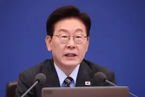 李대통령 “의무공개매수제, 주주 보호·M＆A 활성화 균형점은…의견 구한다”