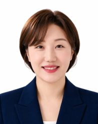 정한나 신한라이프케어 운영전략본부장