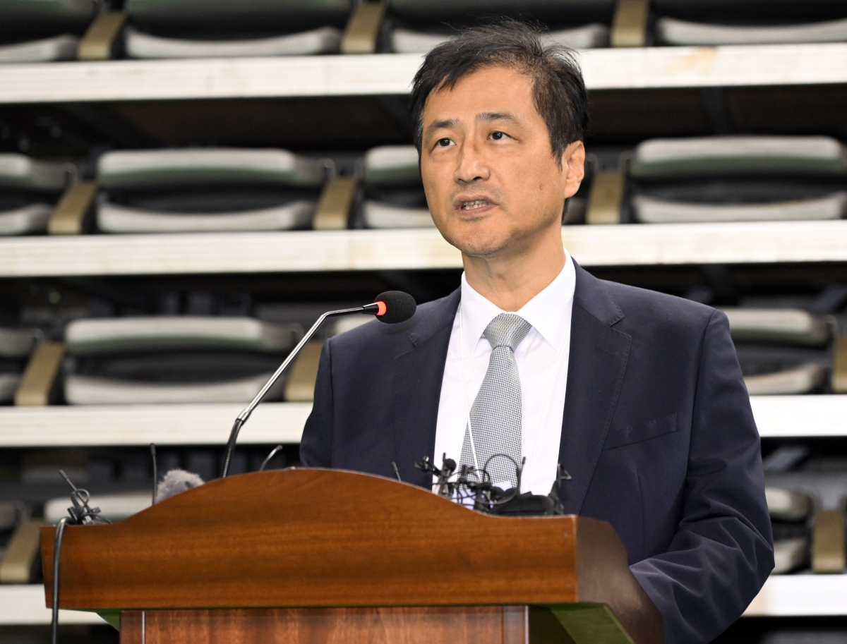 이태한 선거관리위원회 특별검사가 28일 서울 올림픽공원 핸드볼경기장에서 6.3 지방선거 투표용지 공개 검증 전 기자회견을 하고 있다. 2026.10.28. 뉴스1