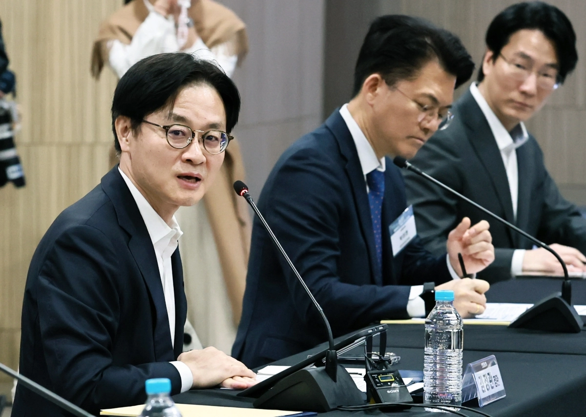 발언하는 김정관 장관